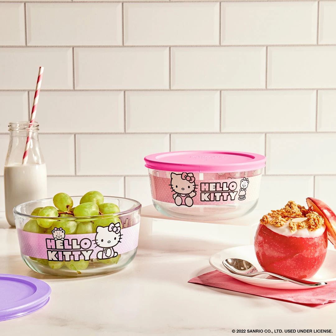 Instant Brands Hello Kitty X Pyrex Glass Storage Containers (Set Of 2) 4 Instant Brands Hello Kitty X Pyrex Glass Storage Containers (Set Of 2)